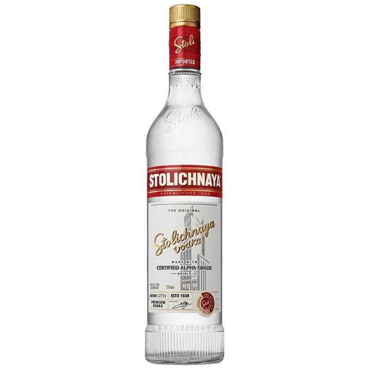 Vodka Stolichnaya  750cc 1