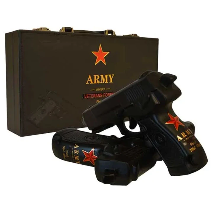 Whisky Army 2 unidades Pistolas 284 ml con Maleta Veteranos de Guerra Army 1