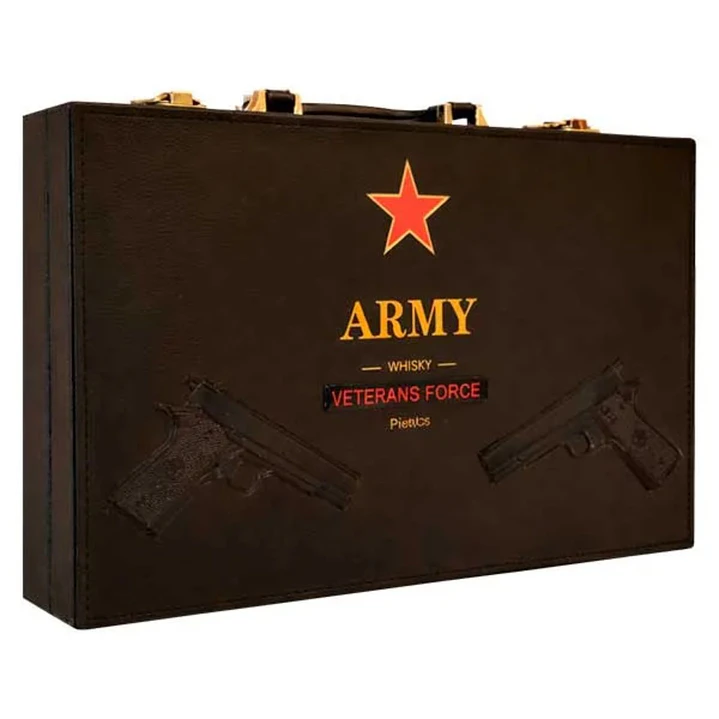 Whisky Army 2 unidades Pistolas 284 ml con Maleta Veteranos de Guerra Army 3