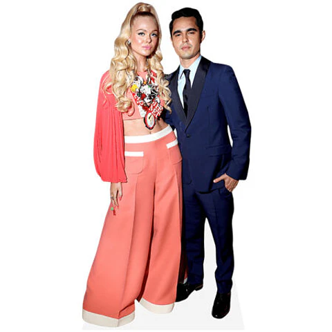 Elle Fanning And Max Minghella