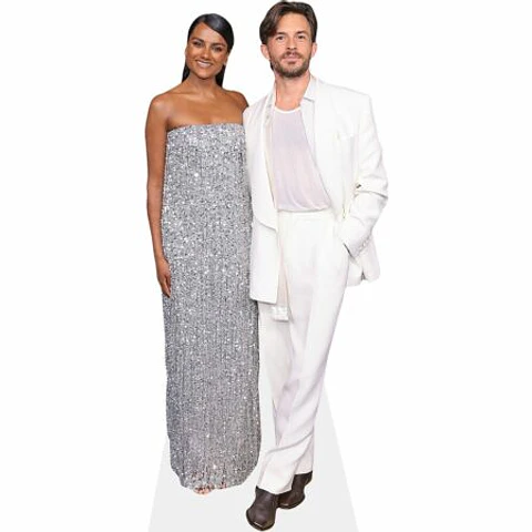 Simone Ashley And Jonathan Bailey