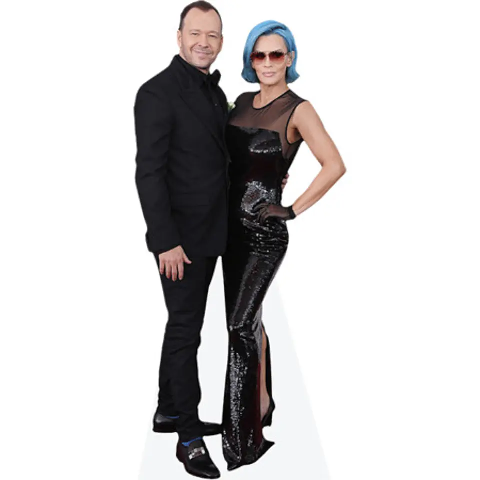 Donald Wahlberg Jr And Jennifer Mccarthy ( 1