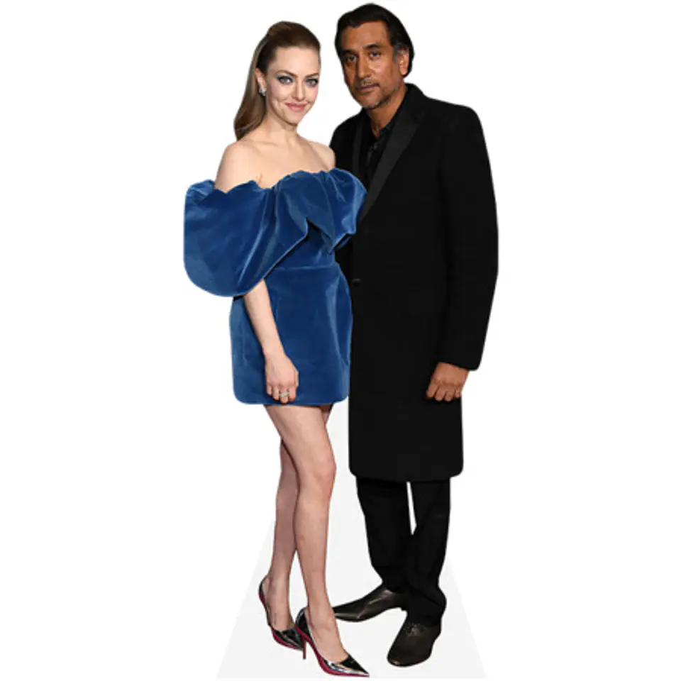 Amanda Seyfried And Naveen Andrews 1