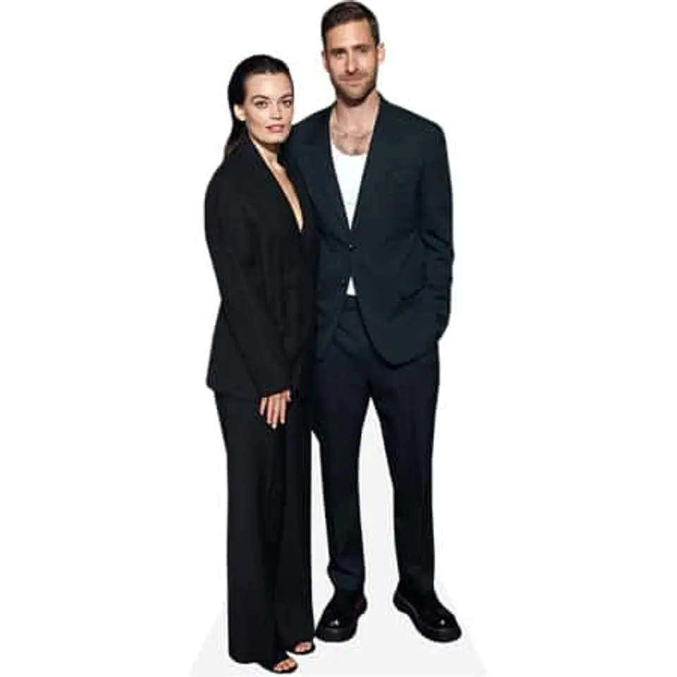 Emma Mackey And Oliver Jackson-Cohen 1