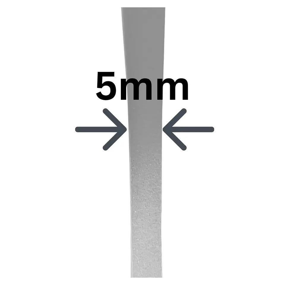 Hunter Schafer And Sydney Sweeney 3