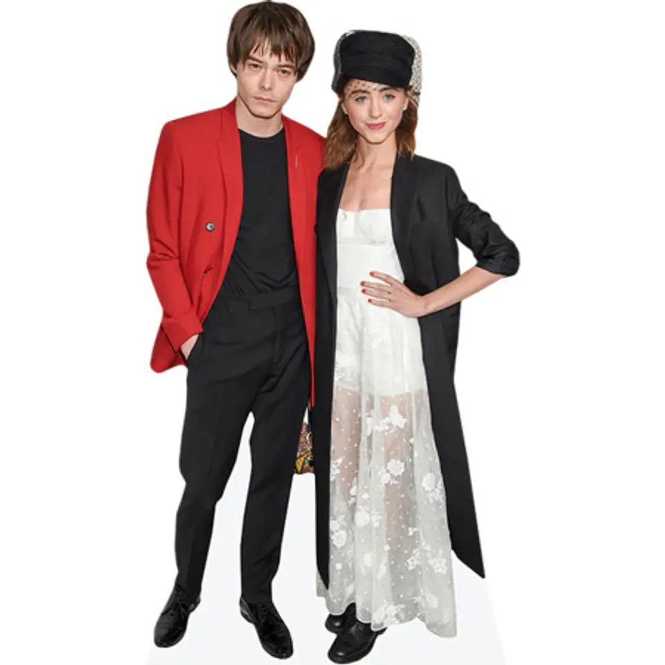 Natalia Dyer And Charlie Heaton 1