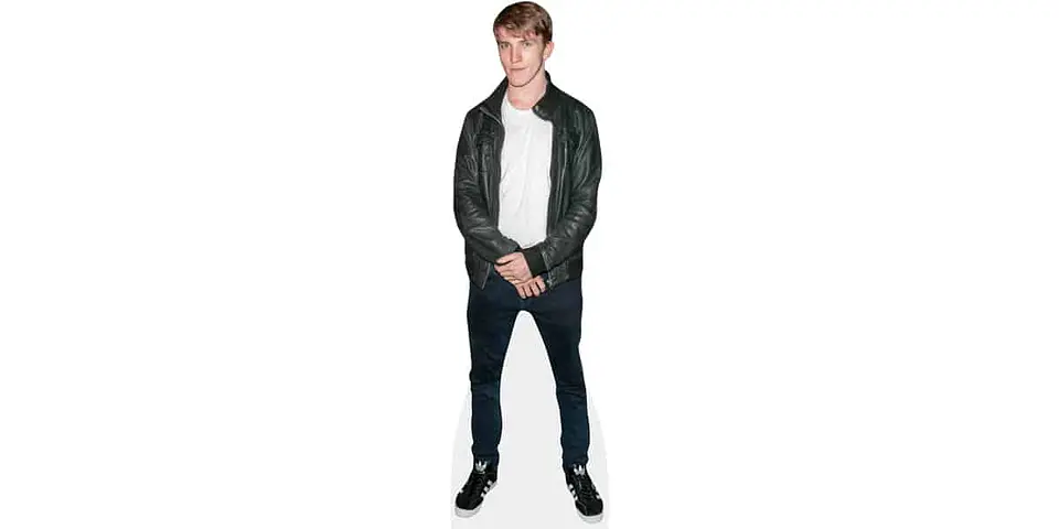 Ewan Mitchell 1