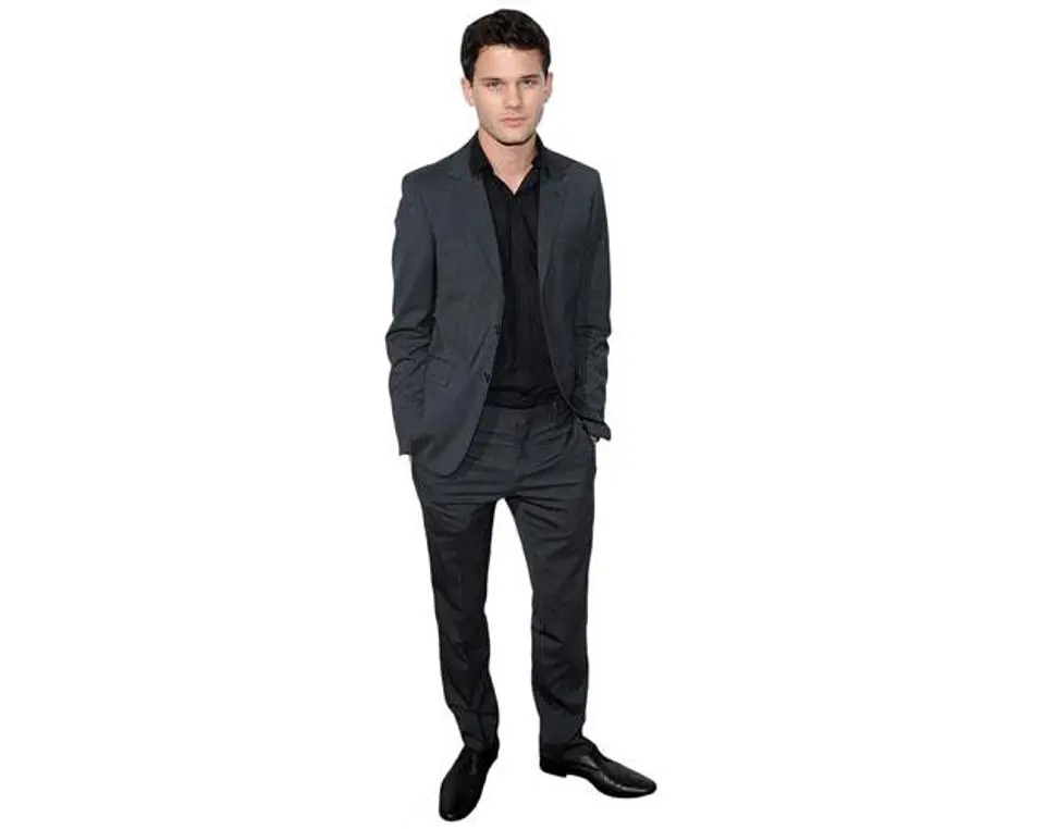 Jeremy Irvine 1