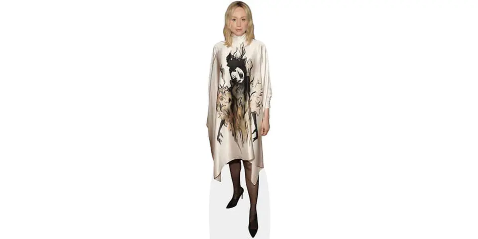 Gwendoline Christie Midi 1