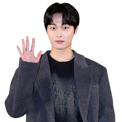 Yoon Chan Young (Wave)