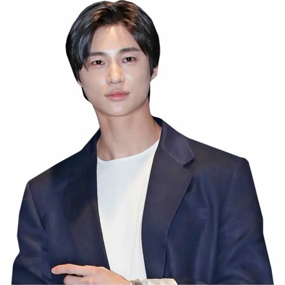 Byeon Woo Seok (Suit) 1