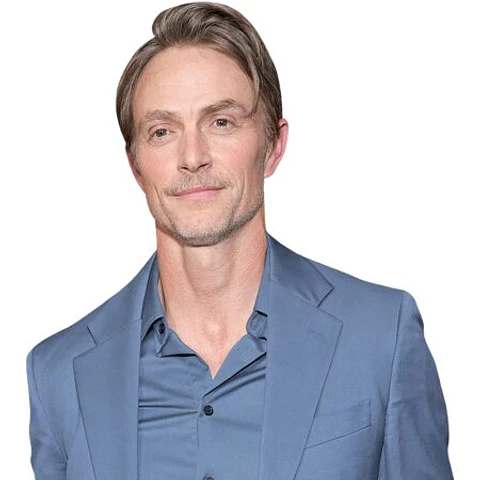Wilson Bethel (Pose)