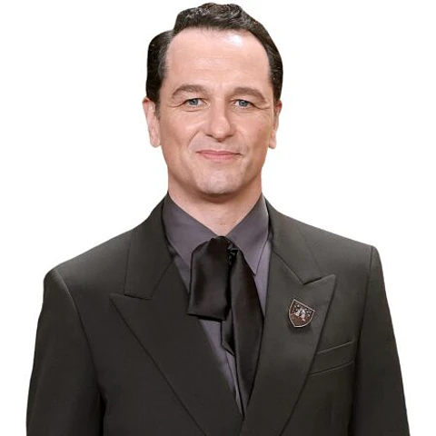 Matthew Rhys (Suit)