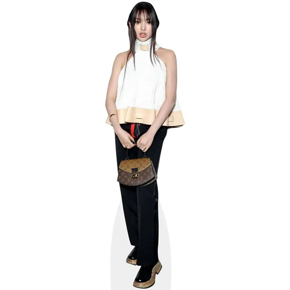 NewJeans Lee Hye-In 1