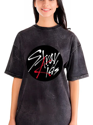 Polera Mujer Stray Kids Efecto Jeans Desgastada Música Grafimax