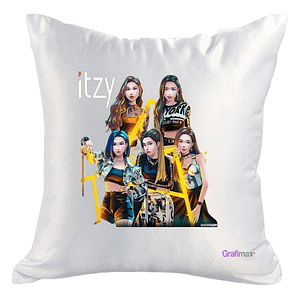Cojín Blanco Felpa Grupo K-pop Itzy 40x40 Grafimax