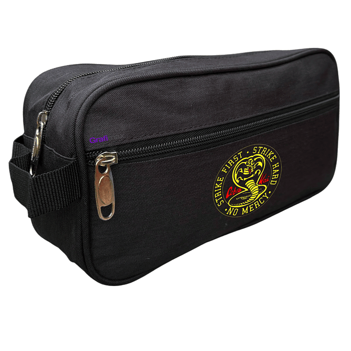 Estuche Lápices Cierre Metálico Cobra Kai No Mercy Grafimax 1