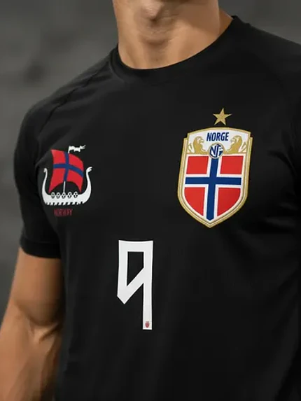 Camiseta Conmemorativa Vikingo Fútbol Haaland Dryfit - Grafimax 3