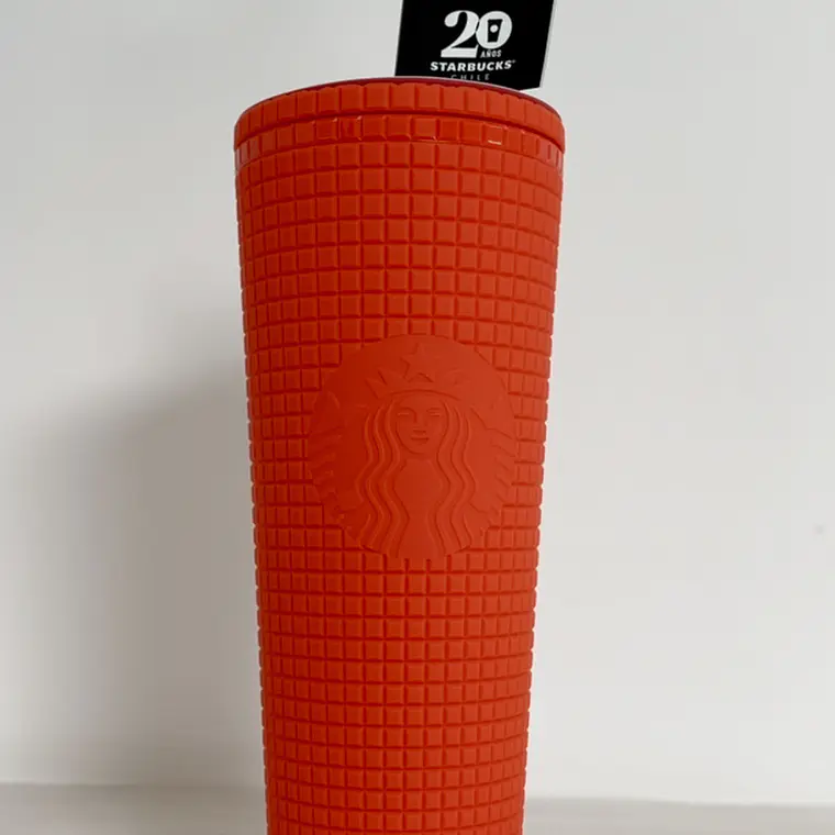 VASO PARA BEBIDAS FRÍAS DE PLÁSTICO ACABADO SOFT TOUCH CON DISEÑO GRID, DE 24 OZ (≈710 ML) 2