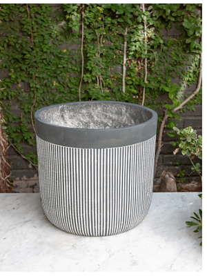 CAIRO BLANCO 34X34 CM (MACETERO DE FIBRA DE VIDRIO L)