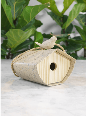 CASA DE NIDO PARA PAJAROS CALBUCO (16x16x16 CM)