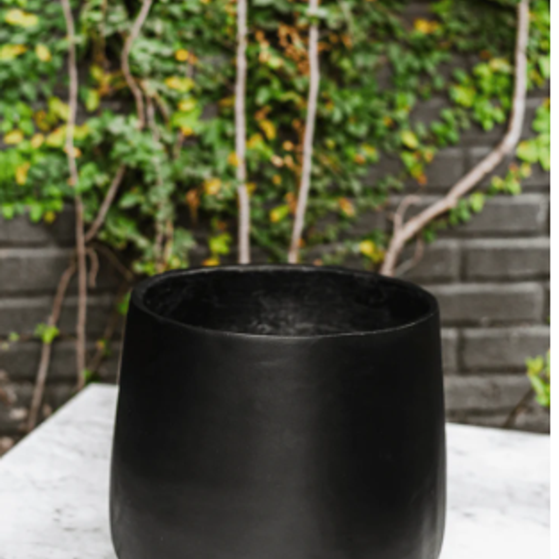 MARRUECOS 26X24 NEGRO (MACETERO FIBRA DE ARCILLA L) 1