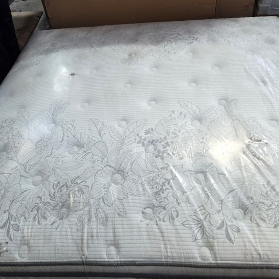 COLCHON MAJESTY SUPER KING / COLCHON CON SUCIEDAD MINIMA - EMBALAJE DAÑADO 6