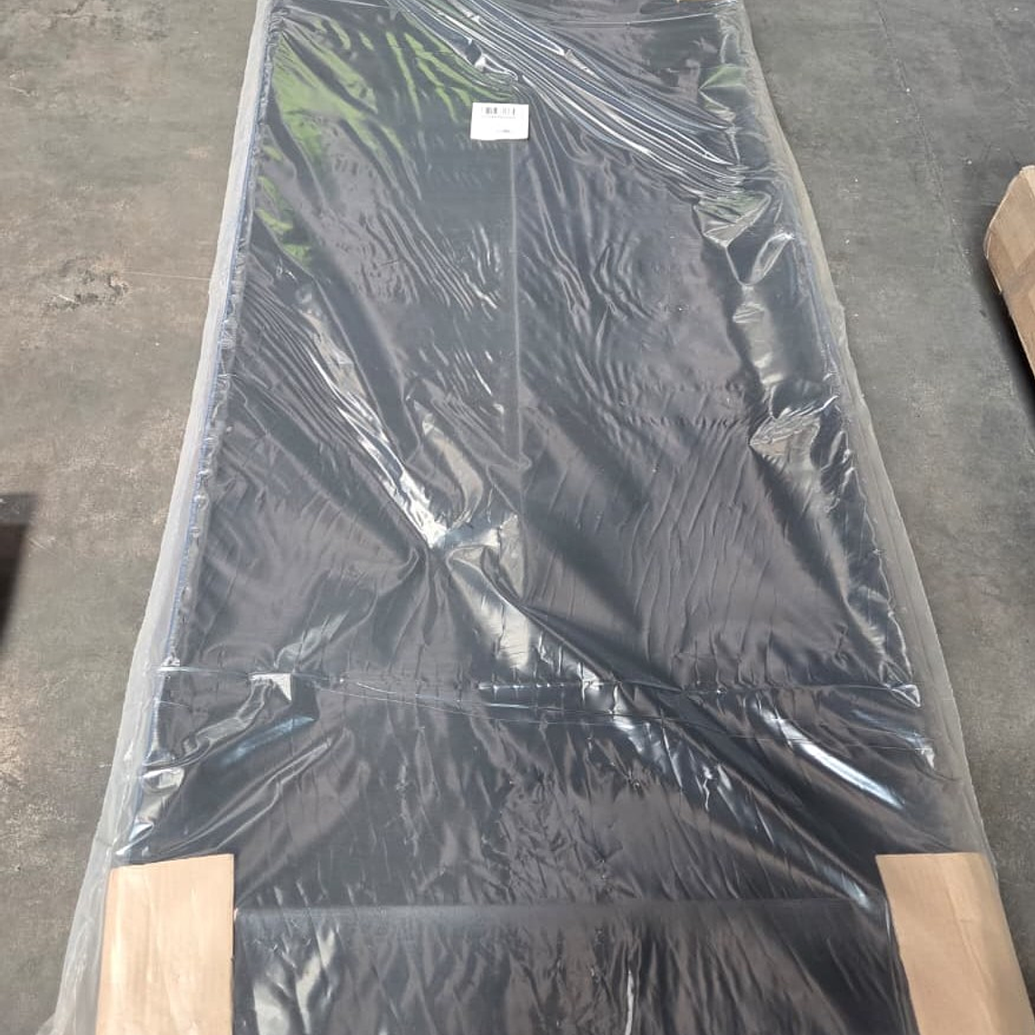 CAMA EUROPEA EXCELLENCE PLUS 1 PLAZA / PAÑO ROTO DE LA BASE - SUCIO MUY LEVE EN EL BORDE DEL COLCHÓN - EMBALAJE DAÑADO 7