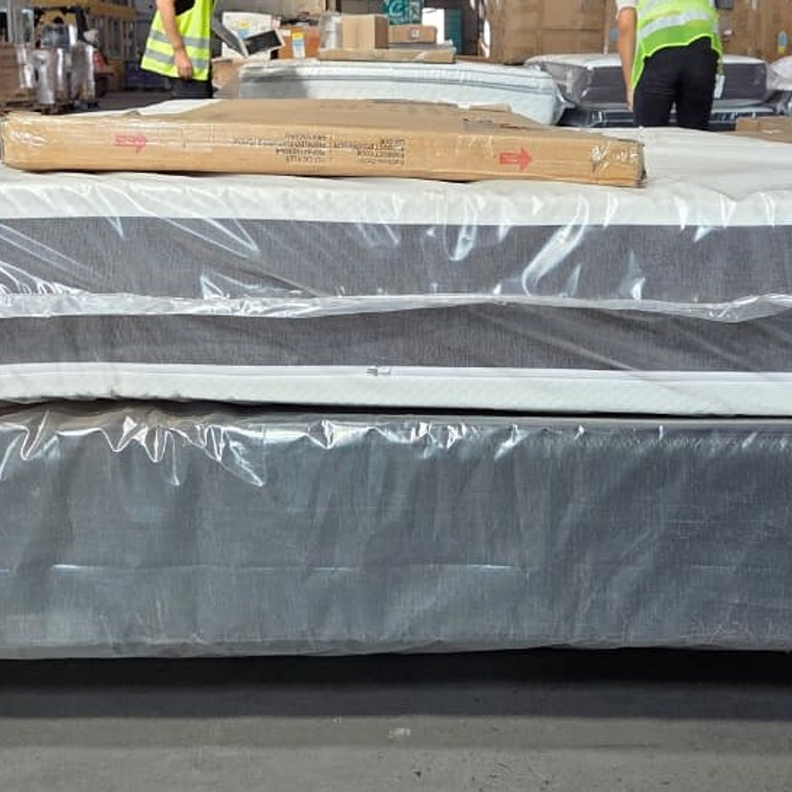 BOX SPRING NEW ORTOPEDIC B5 BLACK 2 PLAZAS BASE NORMAL / SUCIO EN EL BORDE DEL COLCHÓN - EMBALAJE DAÑADO 6