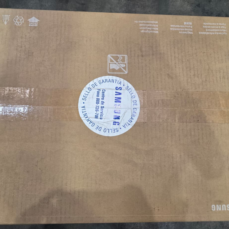 MICROONDAS CON POWER DEFROST 32 LITROS NEGRO - MW4000D / EMBALAJE DAÑADO 10