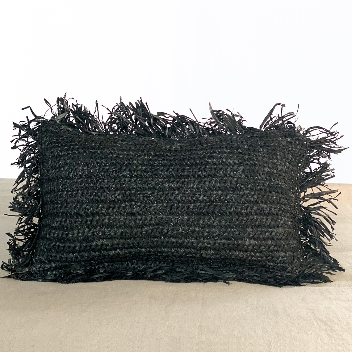 FUNDA COJÍN KUTA NEGRO (50x30 cm) 1