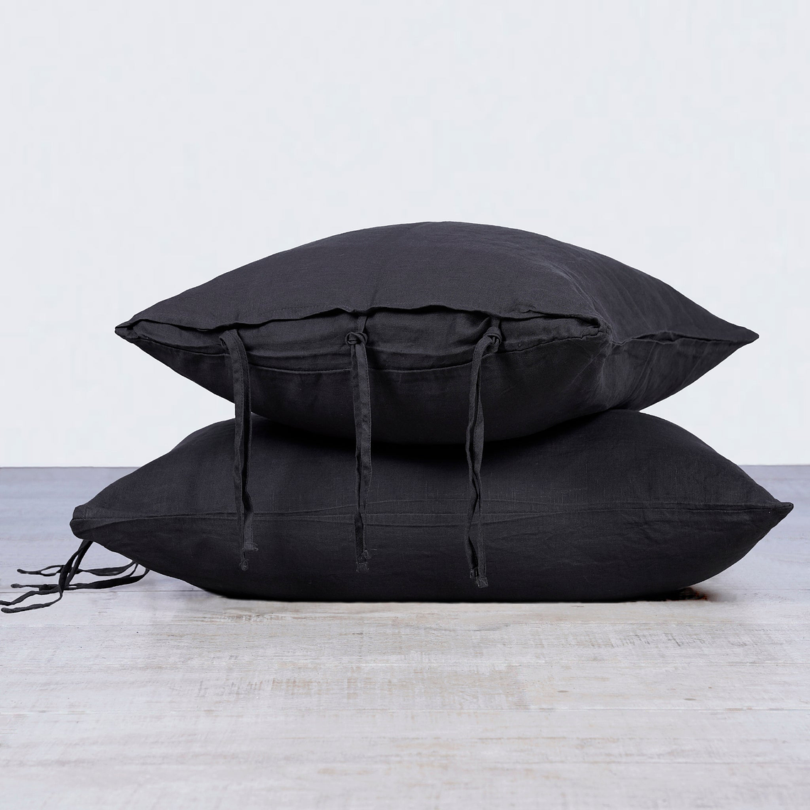 FUNDA LINO LILAH - GRAFITO AMARRAS (50x90 cm)  (1 UNIDAD) 1