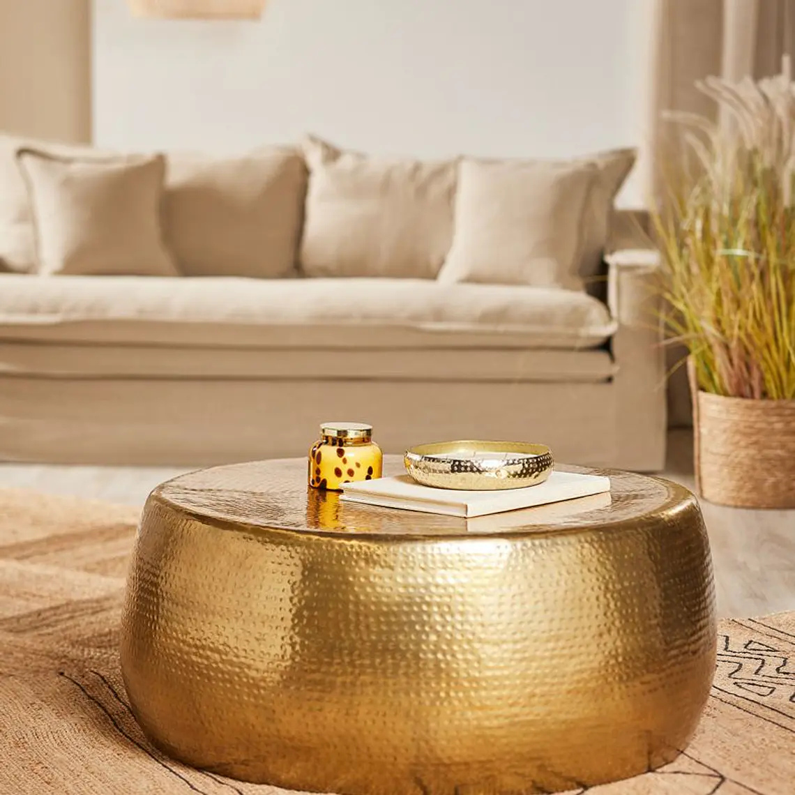 MESA DE CENTRO MARTILLADA / EMBALAJE DAÑADO 1