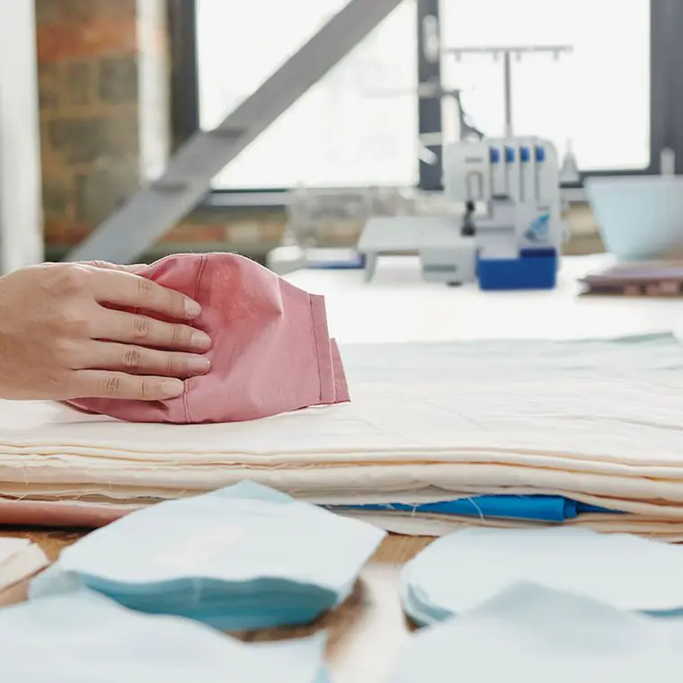 MÁQUINA OVERLOCK 3534D / EMBALAJE DAÑADO 9