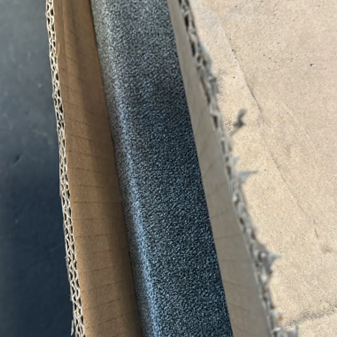 RESPALDO KING TAMESIS / SUCIO FACIL DE QUITAR - EMBALAJE DANADO 3