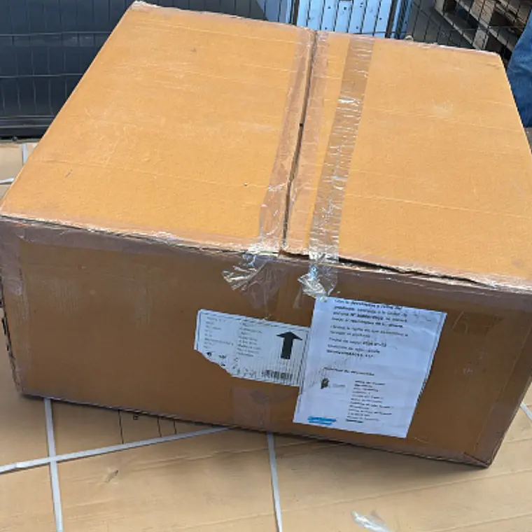 MESA DE CENTRO MARTILLADA / EMBALAJE DAÑADO 6