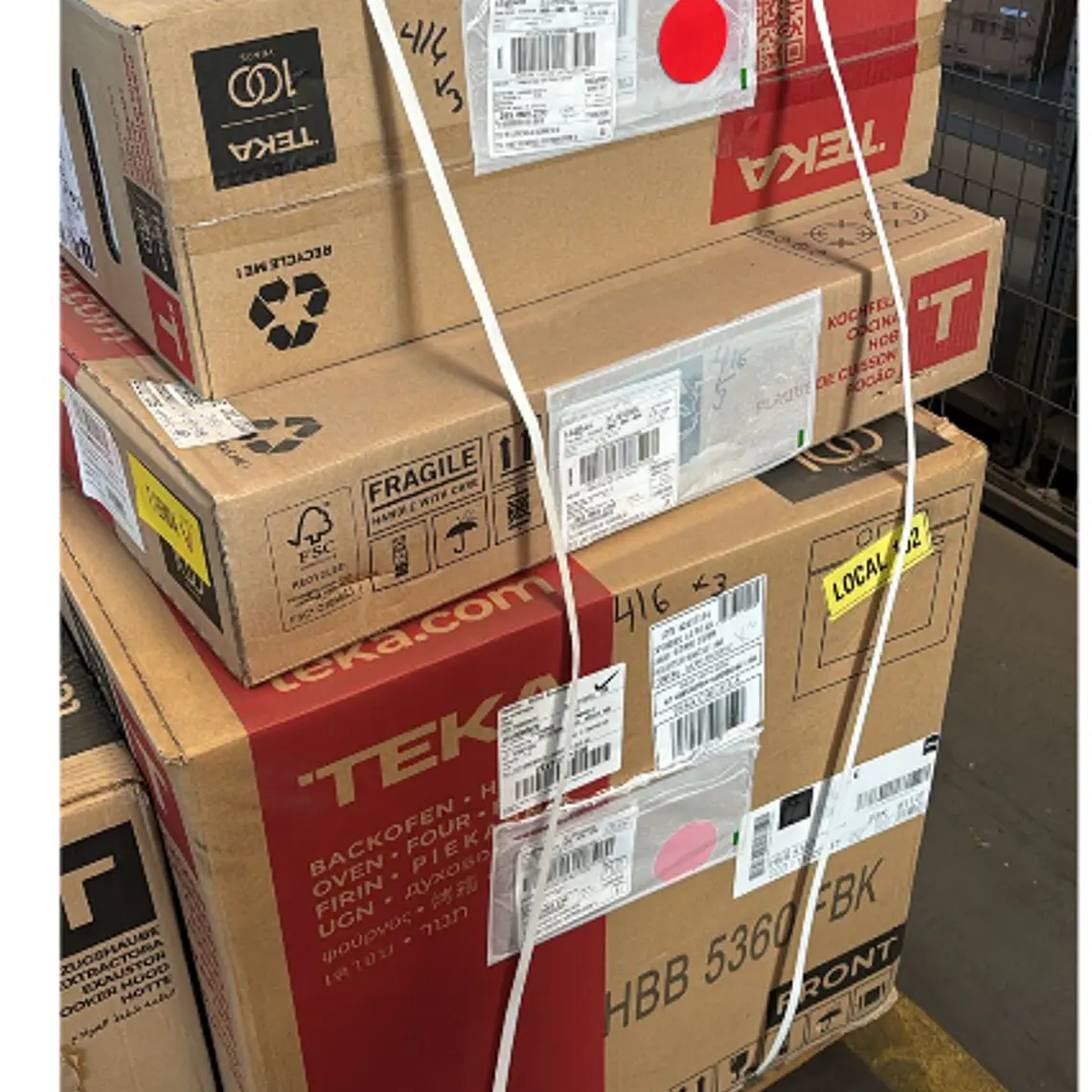 KIT EMPOTRABLE HORNO ELÉCTRICO HBB5360FBK NEGRO + ENCIMERA A GAS GBC64003KBB + CAMPANA TL6310 NEGRO / EMBALAJE DAÑADO 8