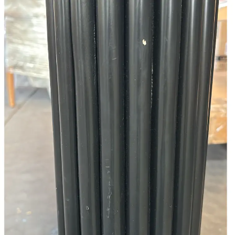 MESA COMEDOR ISMA 100X220 CM / PEQUENO PIQUETE EN EL BORDE DE LAS PATAS - EMBALAJE DAÑADO 8