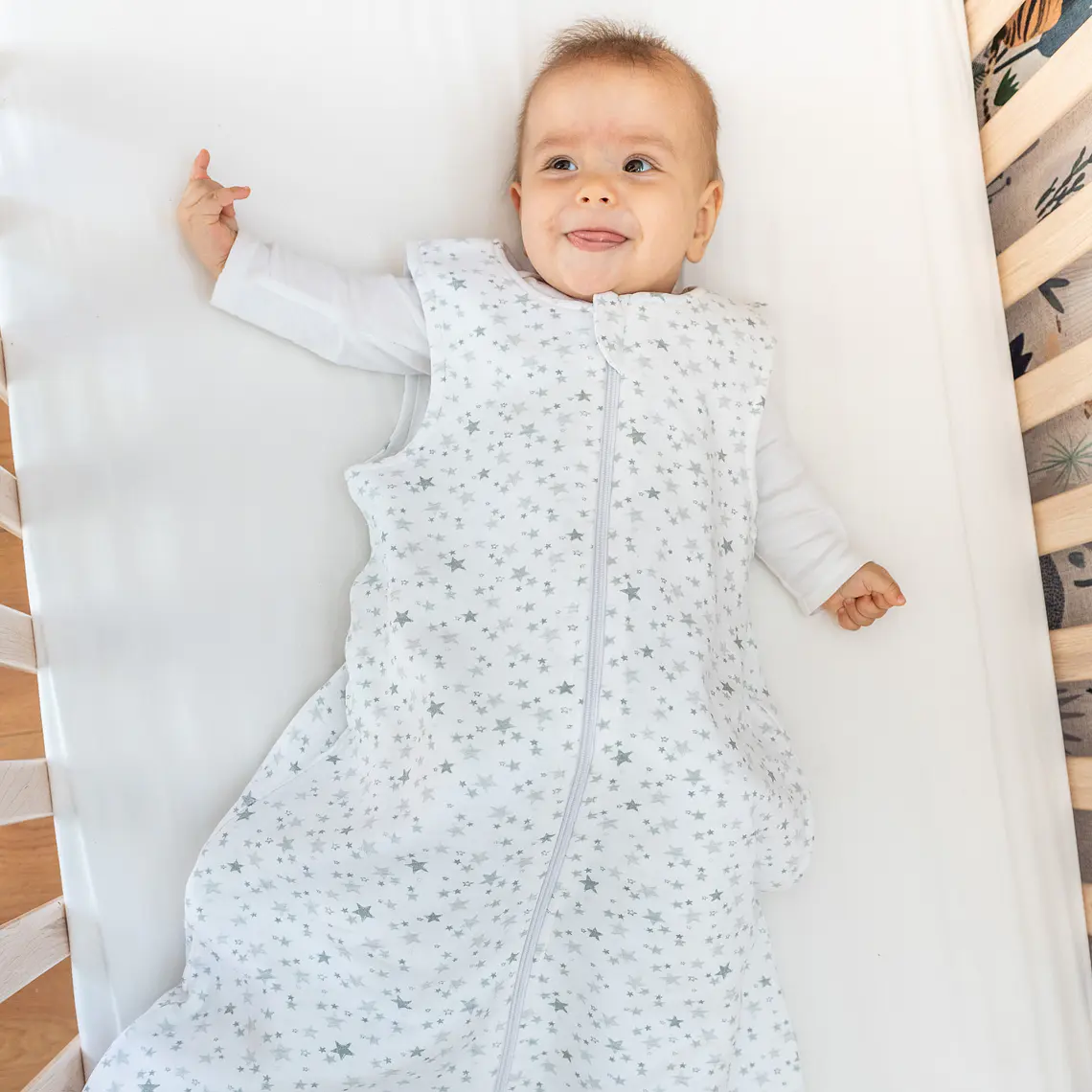 SACO DE DORMIR GRADO 3 (6-18 MESES) - ESTRELLAS MEDIANAS 4