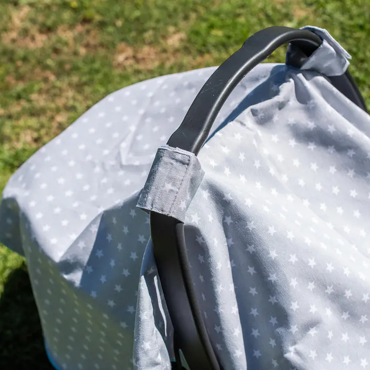 CUBRE HUEVO DE LONA GRIS ESTRELLAS / ORILLA GRIS 4