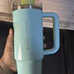 TUMBLER DE ACERO VERDE MENTA 30 OZ (≈ 887 ML) - Miniatura 2