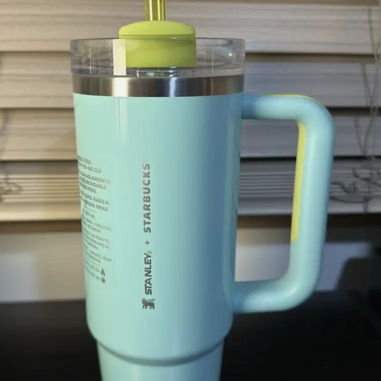 TUMBLER DE ACERO VERDE MENTA 30 OZ (≈ 887 ML) 4