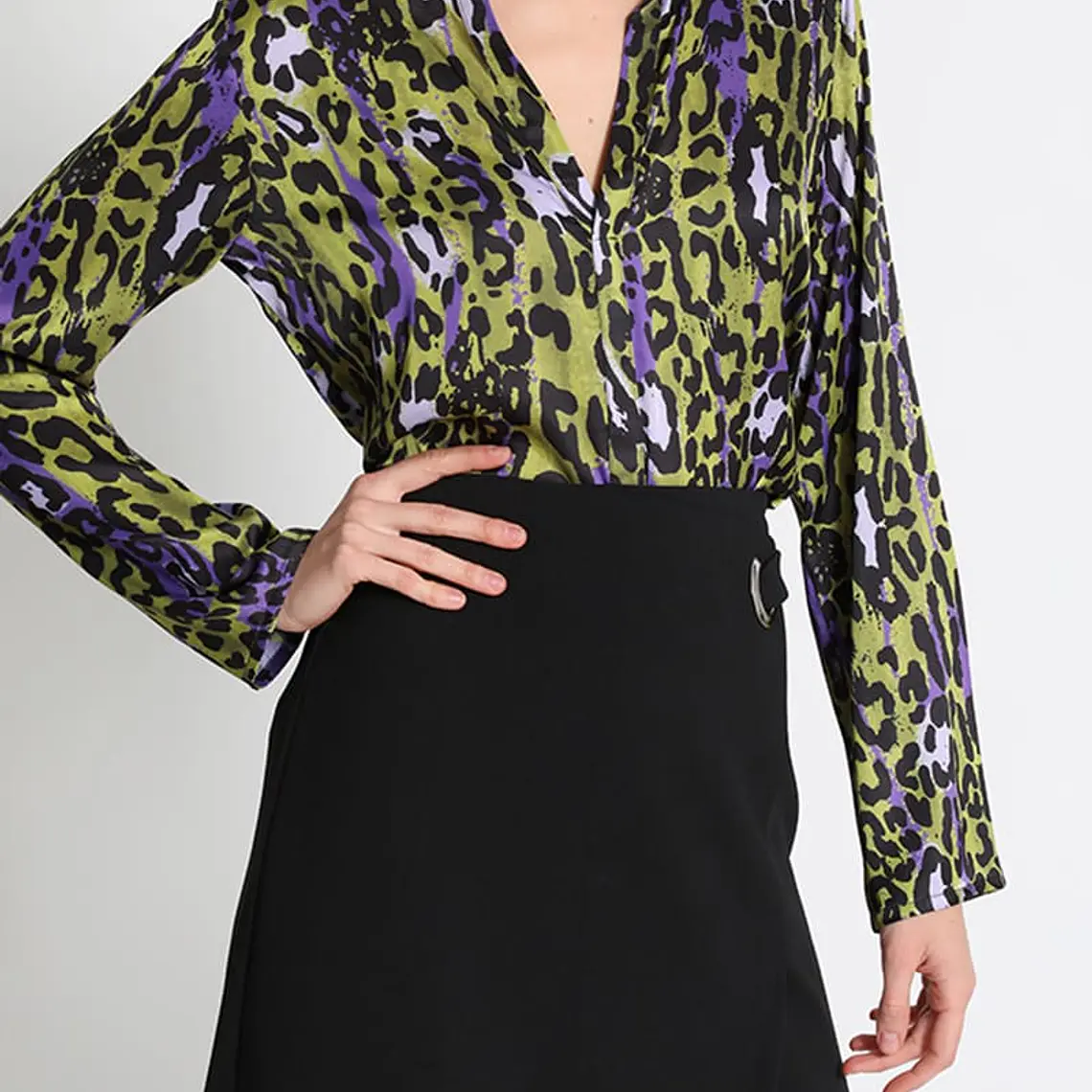 BLUSA MAO SATÍN ESTAMPADO ANIMAL, VERDE, COLECCIÓN ITALIA (TALLA XL) 5