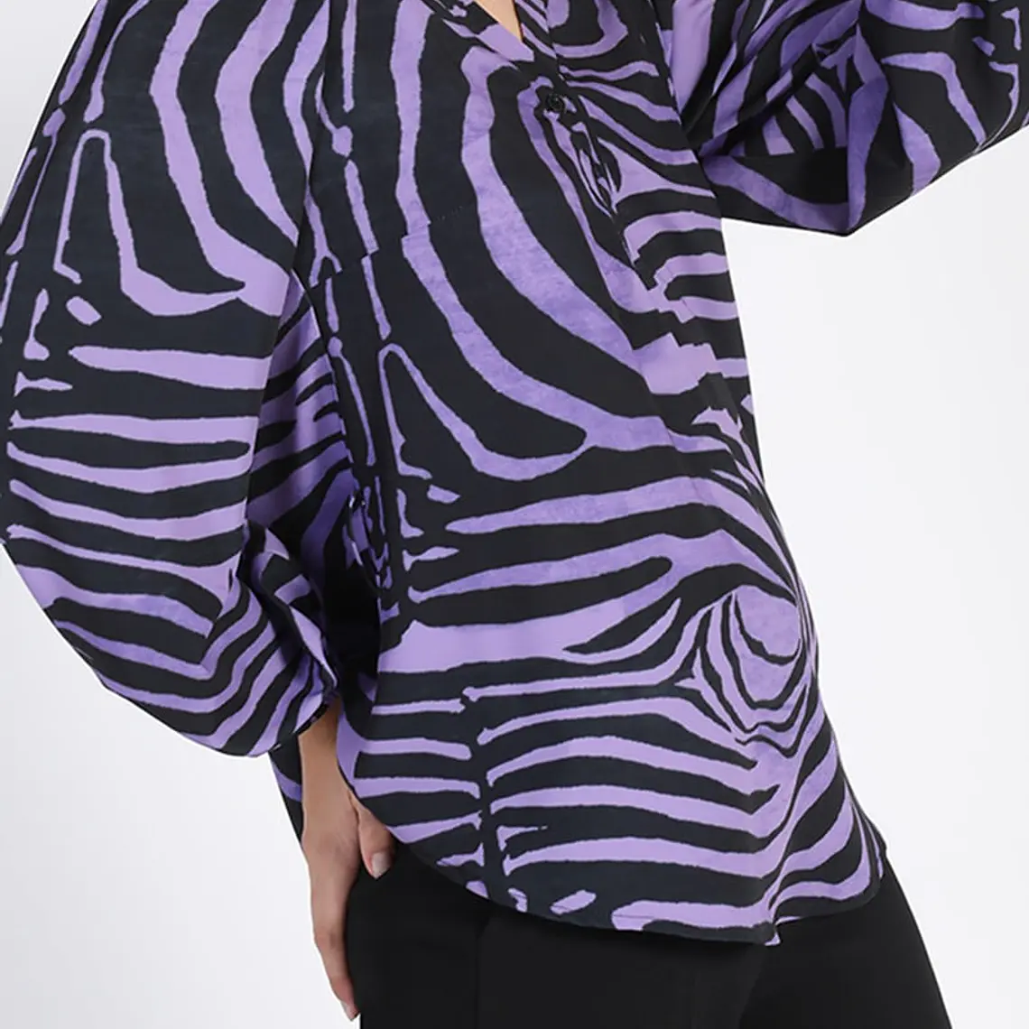 BLUSÓN ESTAMPADO CON CINTURÓN, MORADA, COLECCIÓN ITALIA (TALLAS S y L) 4