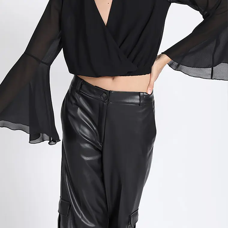 BLUSA M/L CRUZADA ESCOTE V CORTA PUÑO VUELO NEGRO (TALLAS S y M) 1