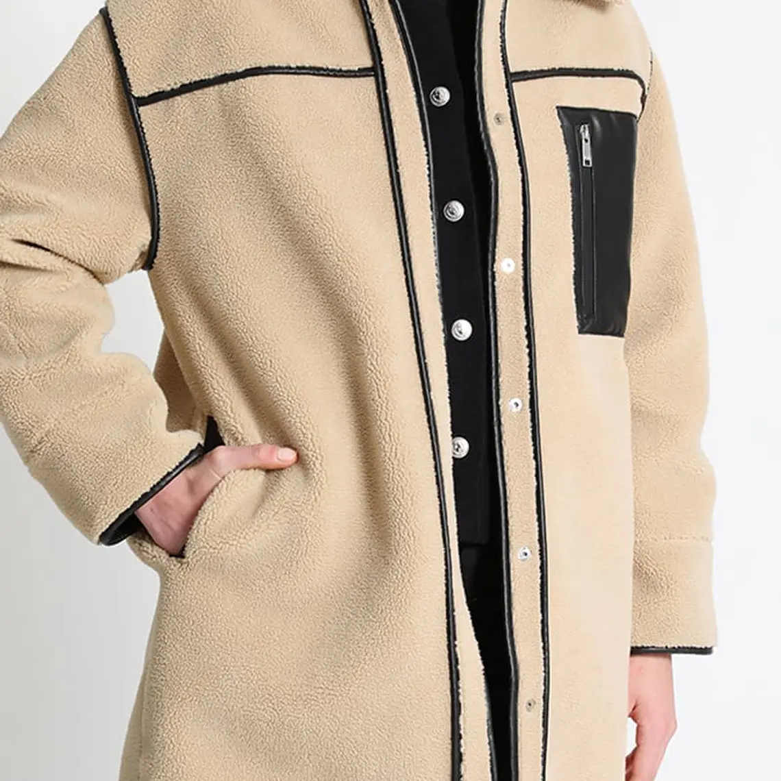 CHAQUETÓN RECTO REVERSIBLE EFECTO PIEL  REVÉS NEGRO (TALLAS S y M) 1