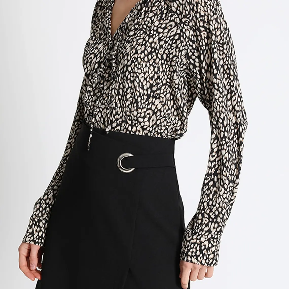 BLUSA ESTAMPADA  ESCOTE FRUNCES (TALLAS S a L) 3