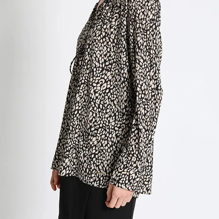 BLUSA ESTAMPADA  ESCOTE FRUNCES (TALLAS S a L) 5