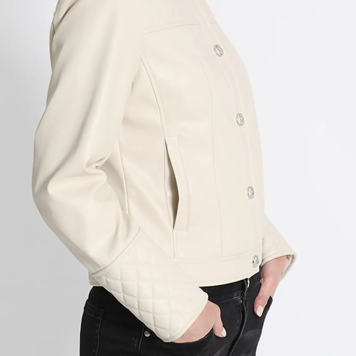 CHAQUETA EFECTO CUERO APLICACIÓN MATELASSE (TALLA L) 3