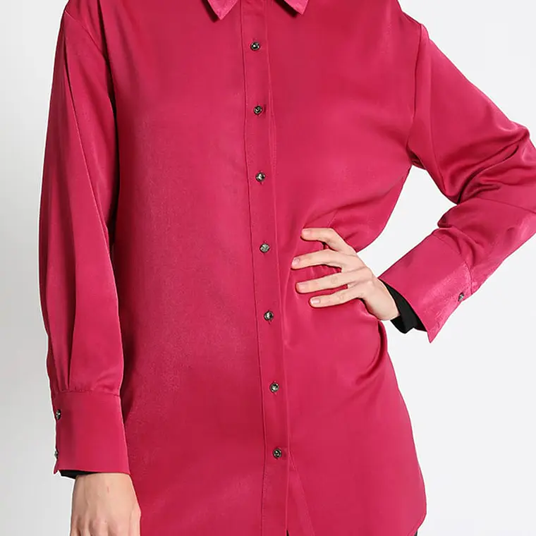 BLUSA CAMISERA SATÍN BOTÓN JOYA FRESA (TALLA M) 5